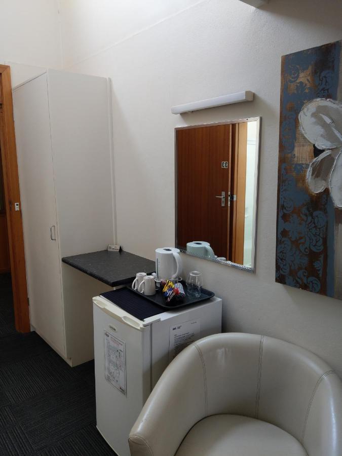 Henry'S Quirindi Hotel Екстериор снимка