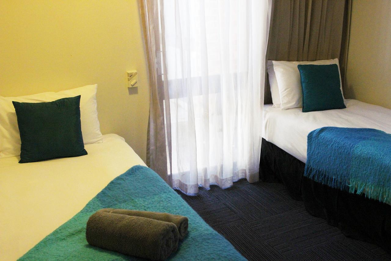Henry'S Quirindi Hotel Екстериор снимка