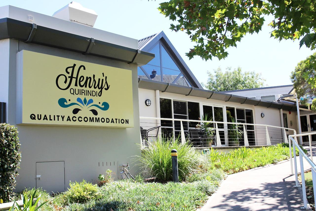 Henry'S Quirindi Hotel Екстериор снимка