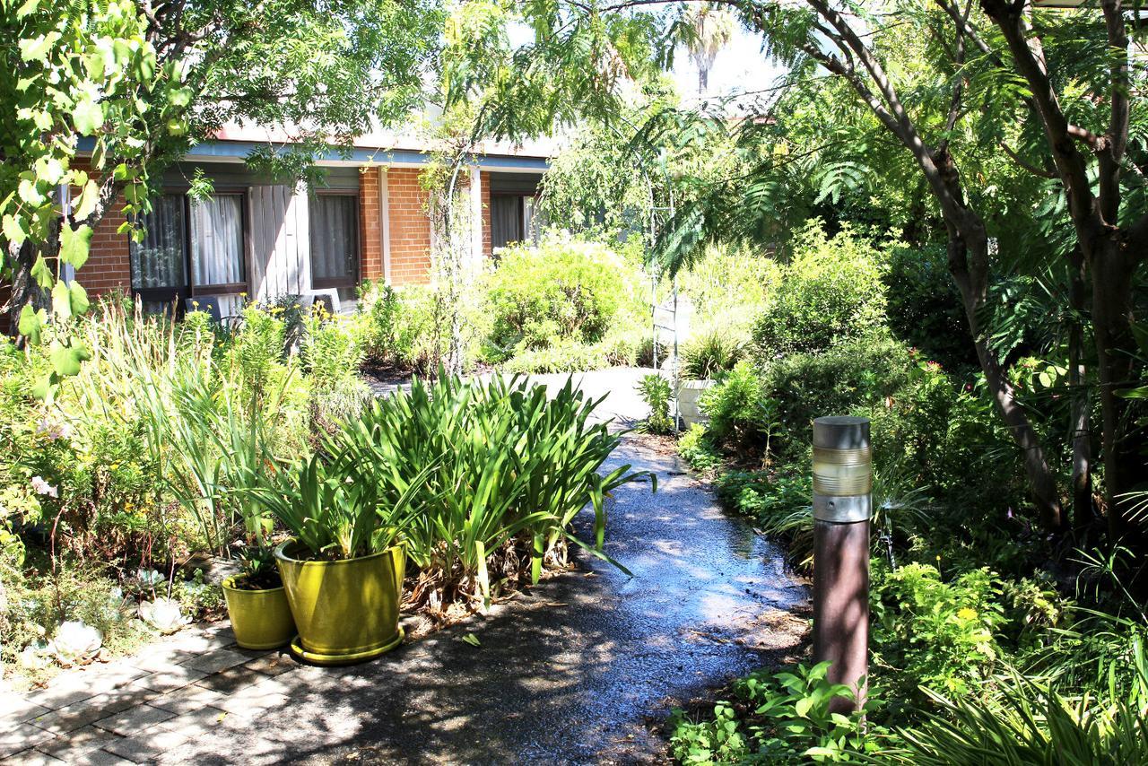 Henry'S Quirindi Hotel Екстериор снимка
